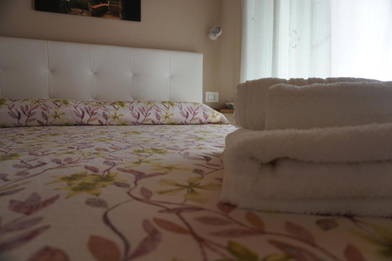 Casa Vacanze B&B Ondes Camerota Dış mekan fotoğraf